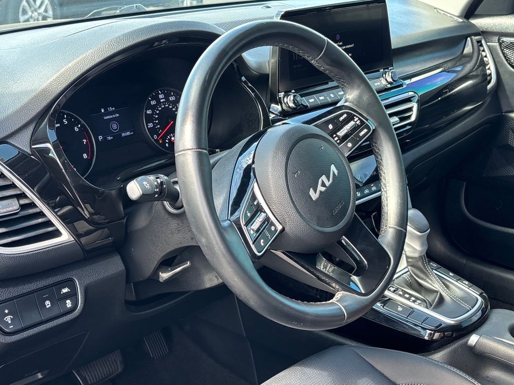 Used Car 2023 Kia Seltos  Ex For Sale Under $25,000 In Austin, Texas