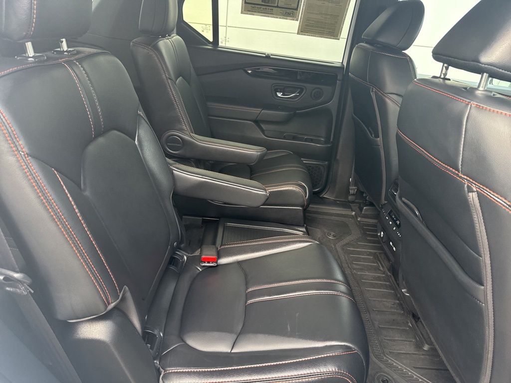 2023 Honda Pilot AWD TrailSport