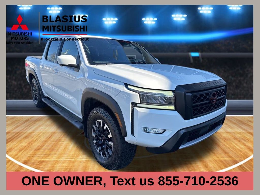 2022 Nissan Frontier PRO-4X Crew Cab 4WD