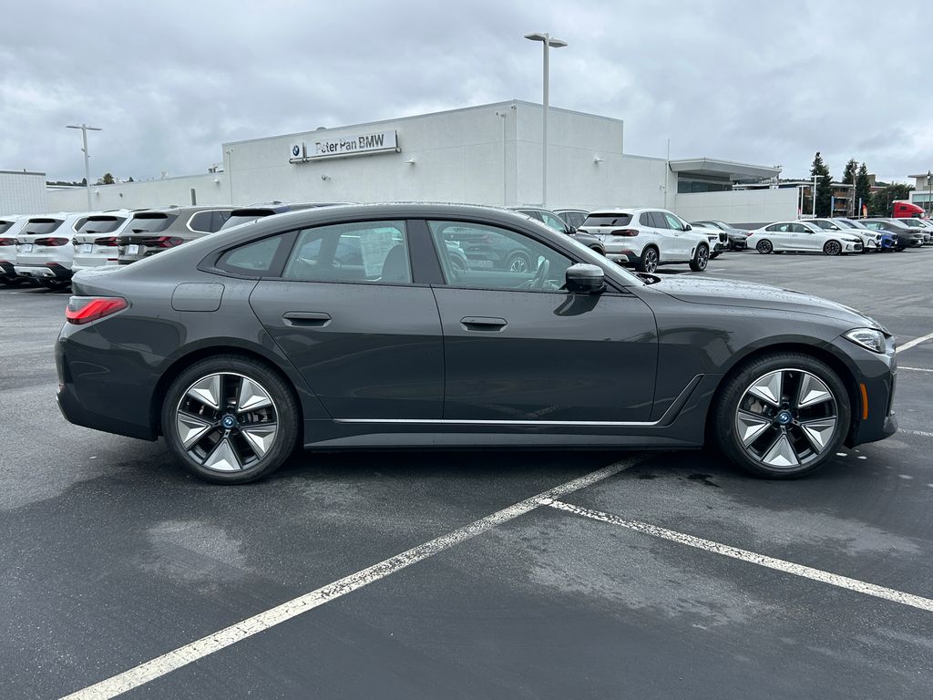 Thumbnail: 2023 BMW i4 - 6