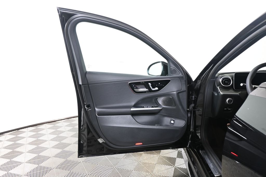 Thumbnail: 2026 Mercedes-Benz C-Class - 27