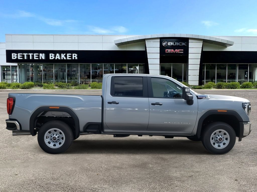 2024 GMC Sierra 2500HD Pro 8