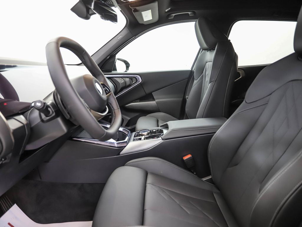 Thumbnail: 2025 BMW X3 - 10