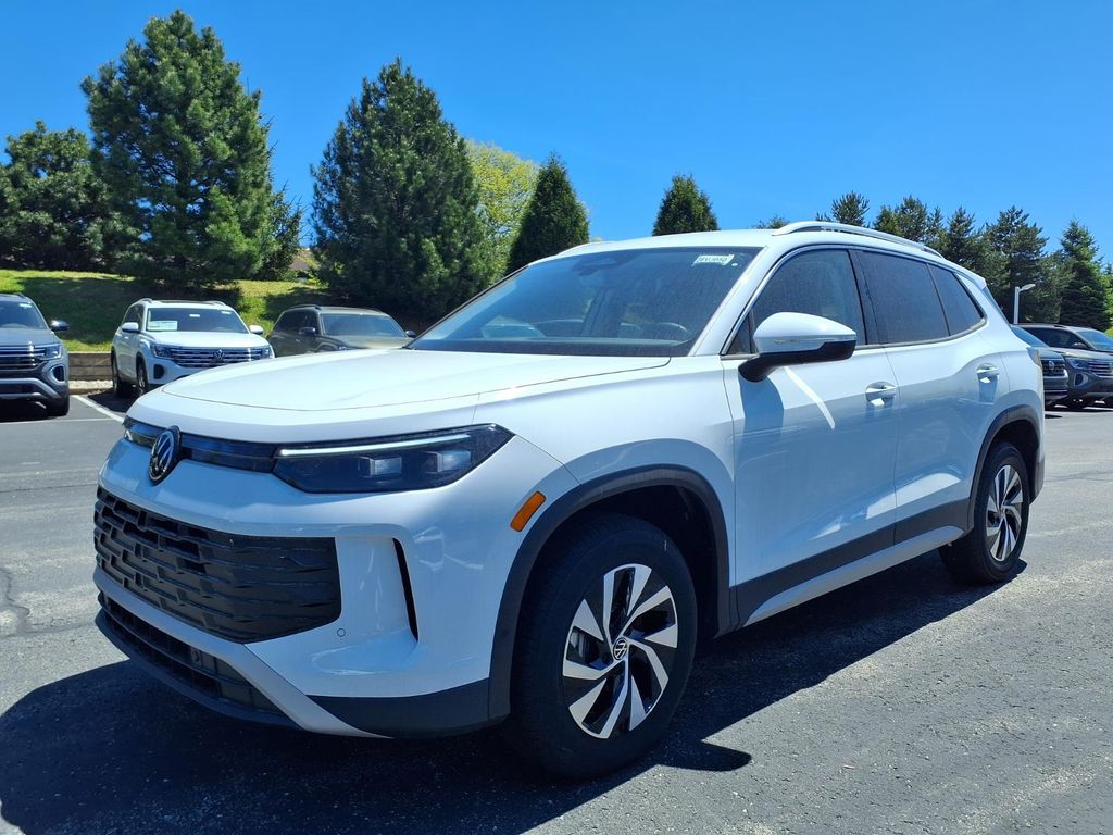 New 2026 Pure White Volkswagen 2.0T S image 5