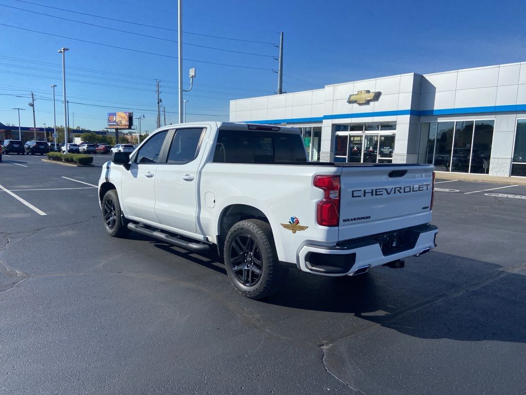 Thumbnail: 2022 Chevrolet Silverado 1500 - 3