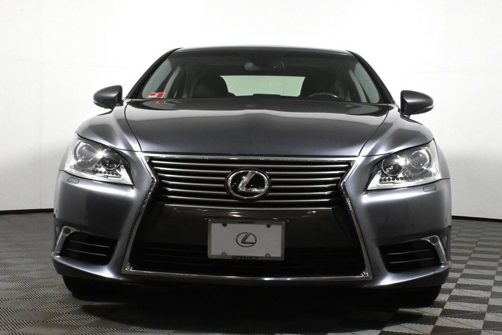 2015 Lexus LS 460 10