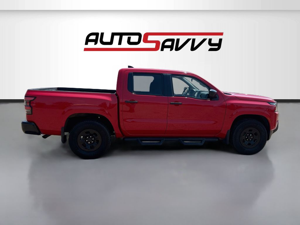 Used 2022 Red Nissan S image 8
