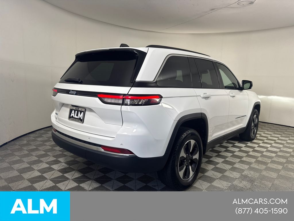 Used 2024 White Jeep 4xe image 7