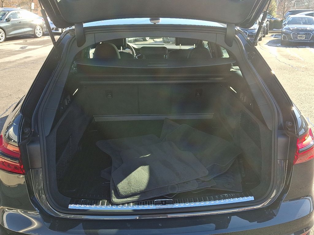 Thumbnail: 2025 Audi A6 - 27