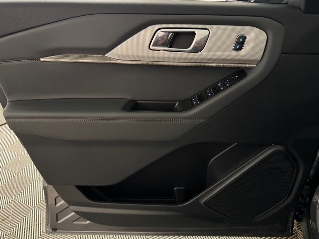 New 2026 Gray Ford Active image 24