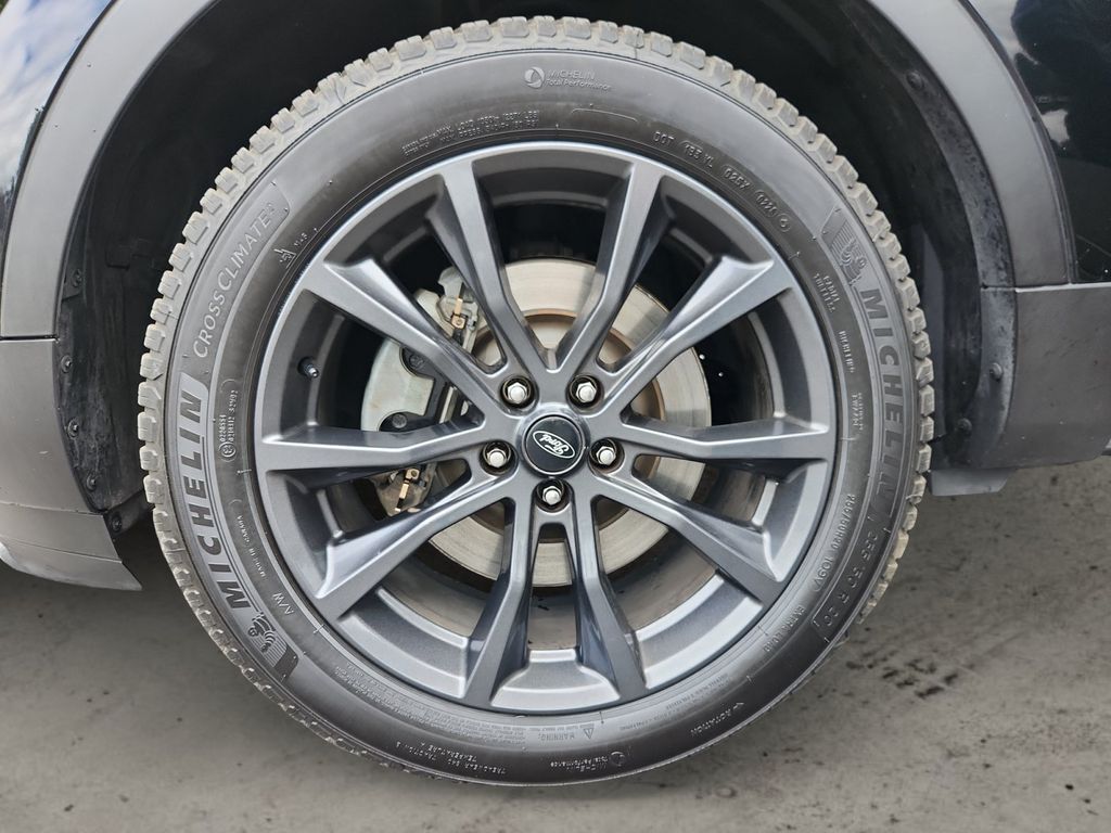 Shadow Black 2018 Ford Explorer SUV / Crossover All-Wheel Drive 6-Speed Automatic