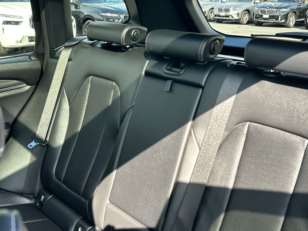Thumbnail: 2022 BMW X3 - 31