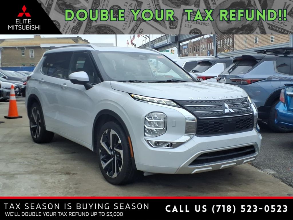 2022 Mitsubishi Outlander SEL