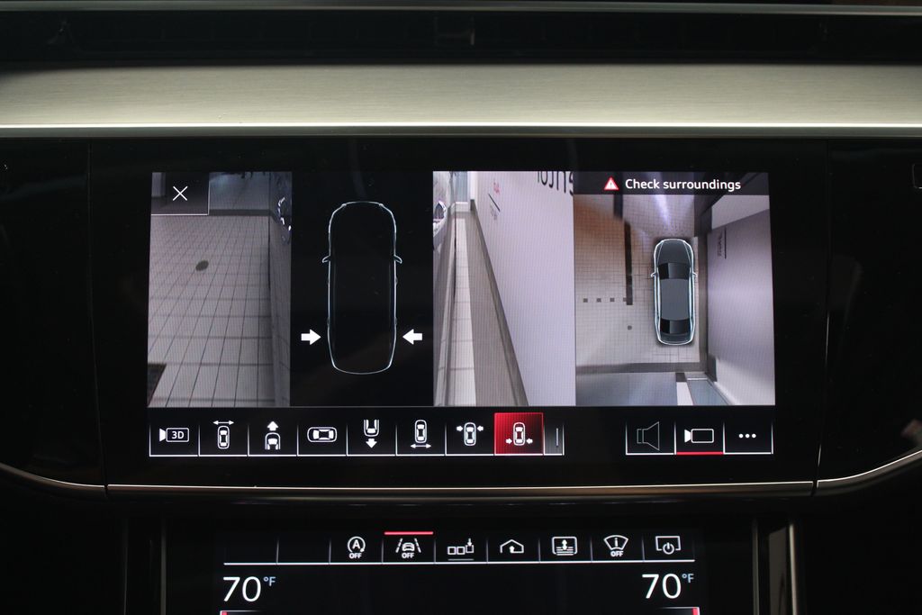 Thumbnail: 2019 Audi A8 - 24