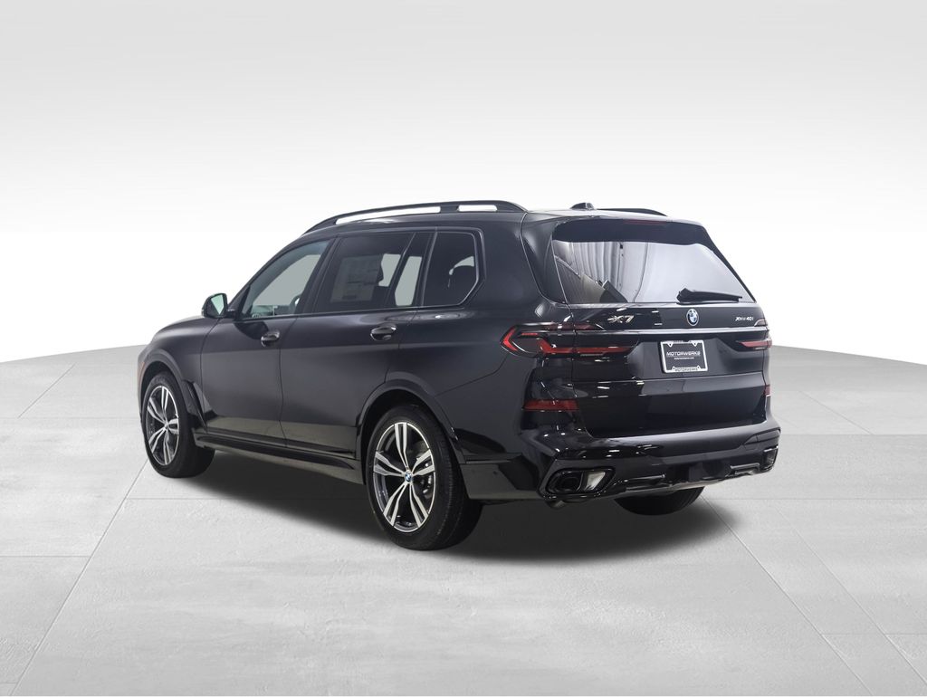 Thumbnail: 2026 BMW X7 - 3