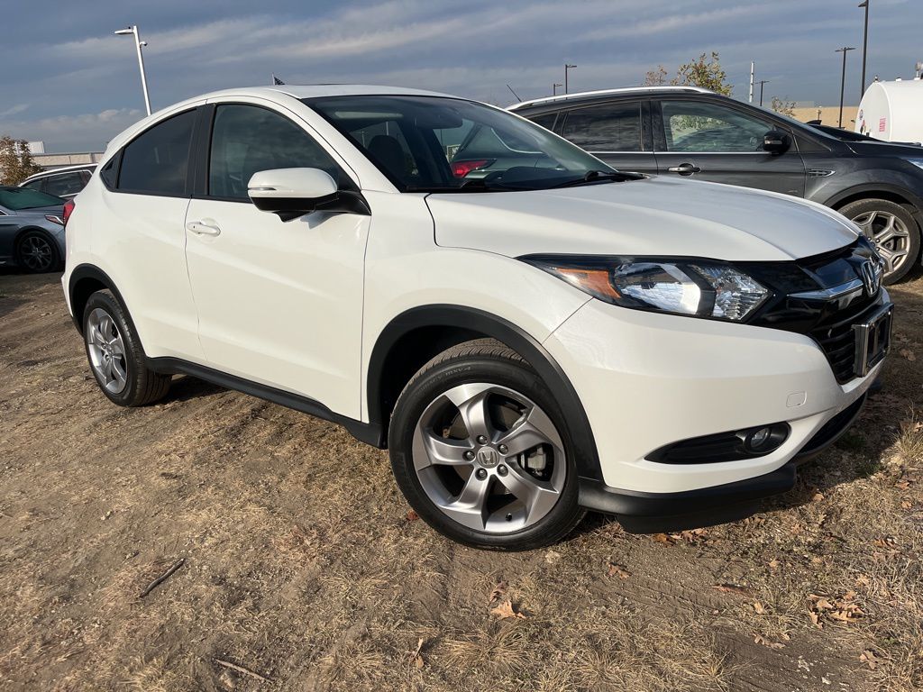 Thumbnail: 2017 Honda HR-V - 2