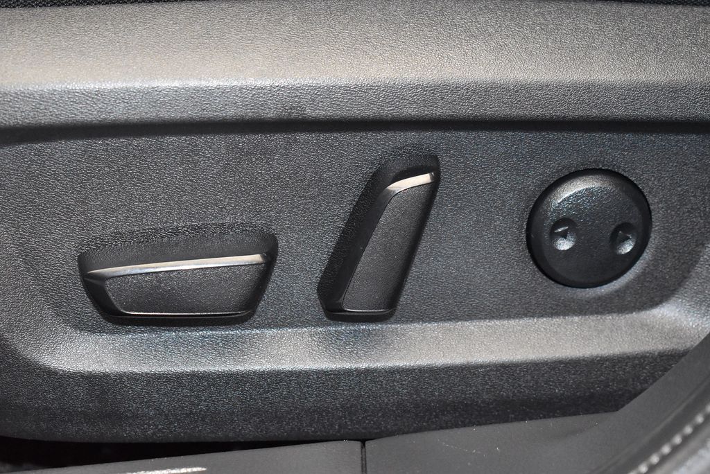 Thumbnail: 2023 Nissan Rogue - 14