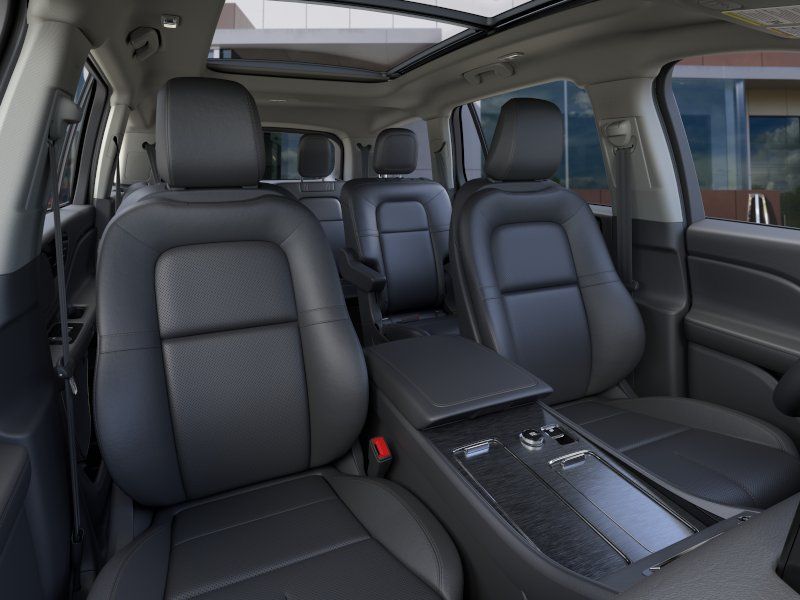 Thumbnail: 2026 Lincoln Aviator - 10