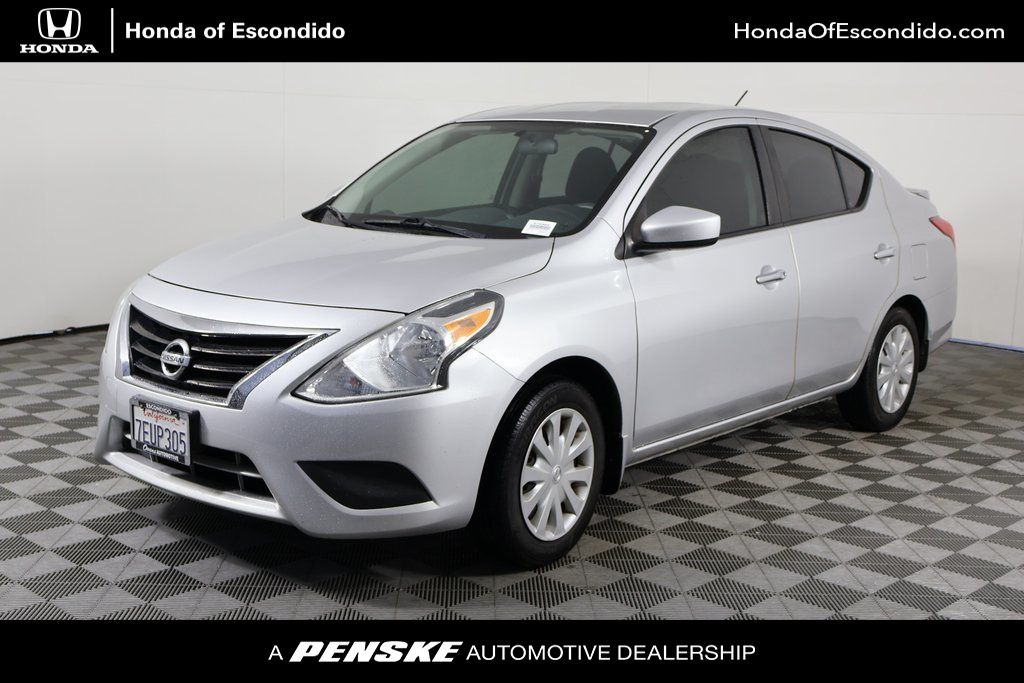 2015 Nissan Versa 1.6 SV -
                  Escondido, CA