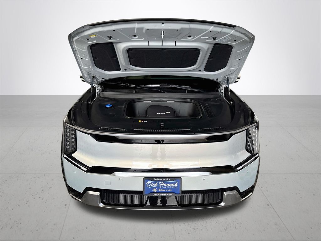 2024 Kia EV9 Land