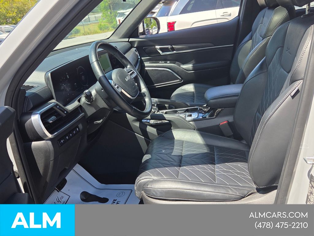 Used 2024 Gray Kia SX-Prestige X-Line image 8