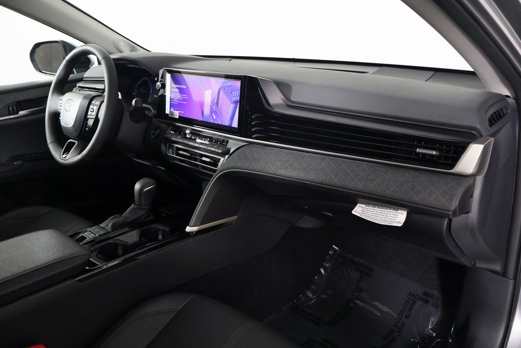 Thumbnail: 2025 Toyota Camry - 9