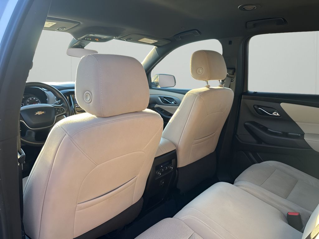 Used Car 2022 Chevrolet Traverse  Ls For Sale Under $25,000 In Austin, Texas