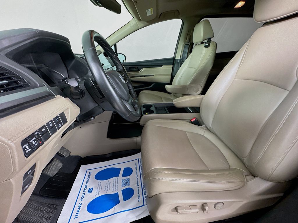 Used Car 2020 Honda Odyssey  Ex-l For Sale Under $25,000 In Austin, Texas