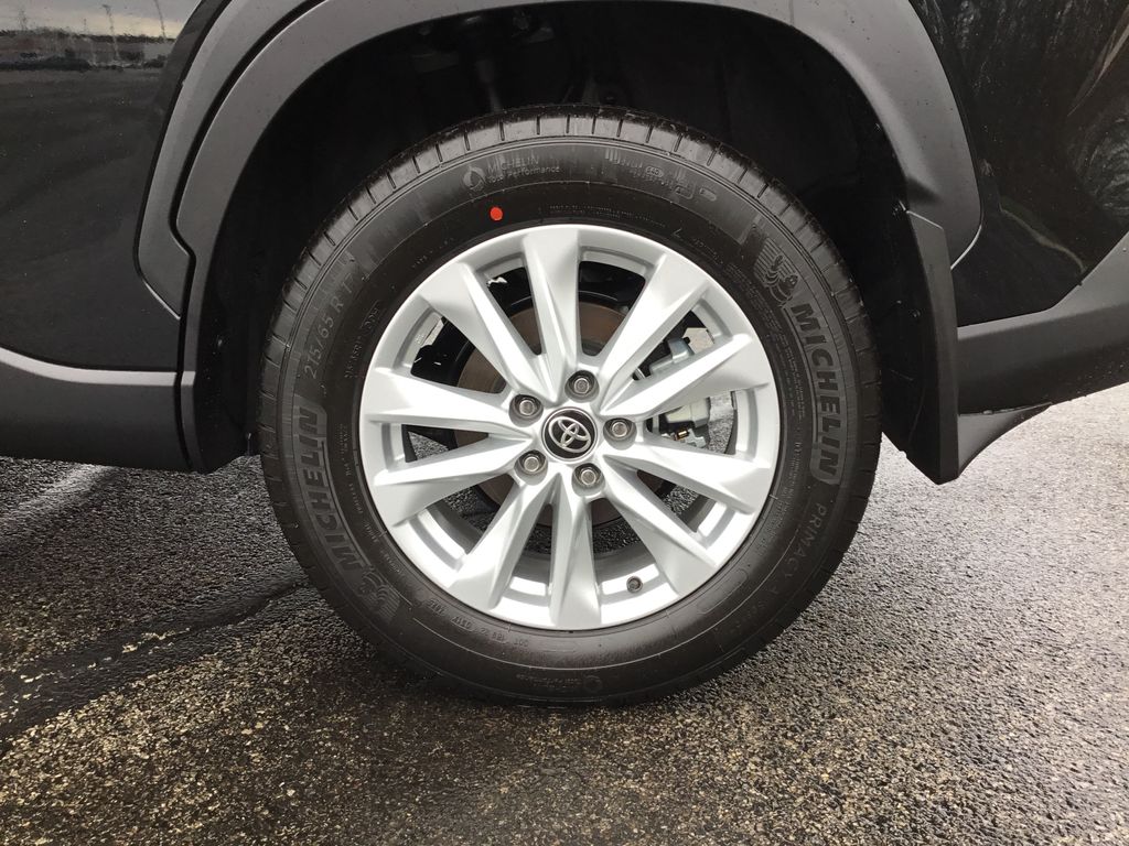 Thumbnail: 2026 Toyota Corolla Cross - 10