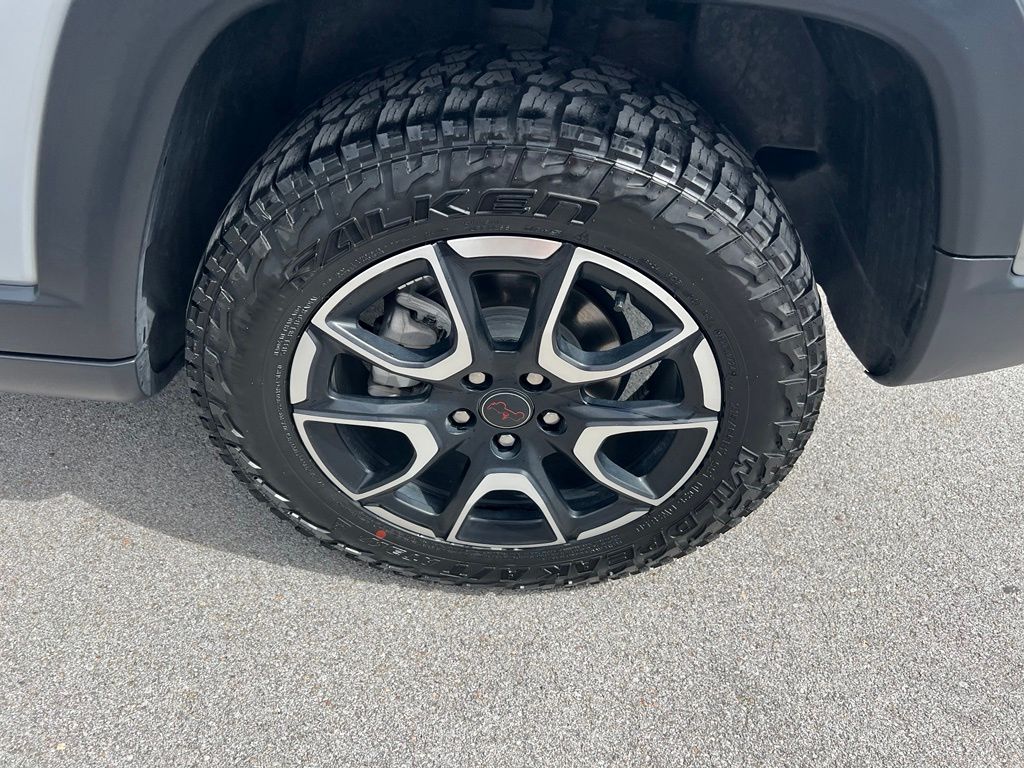 Used 2025 Jeep Compass SUV