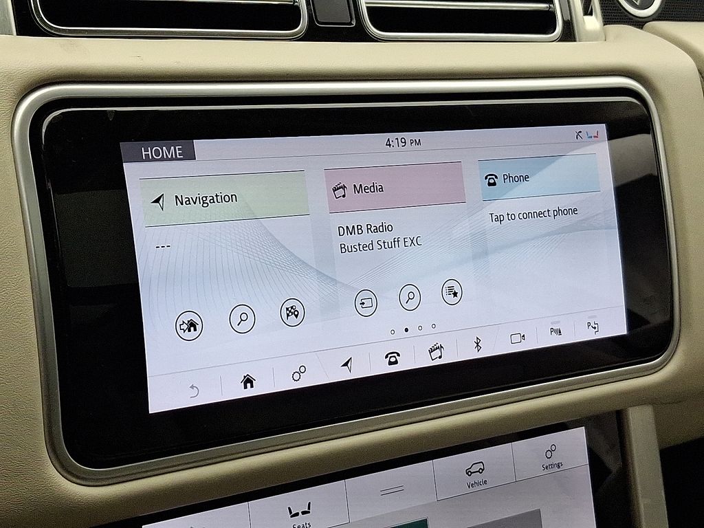 Thumbnail: 2018 Land Rover Range Rover - 25