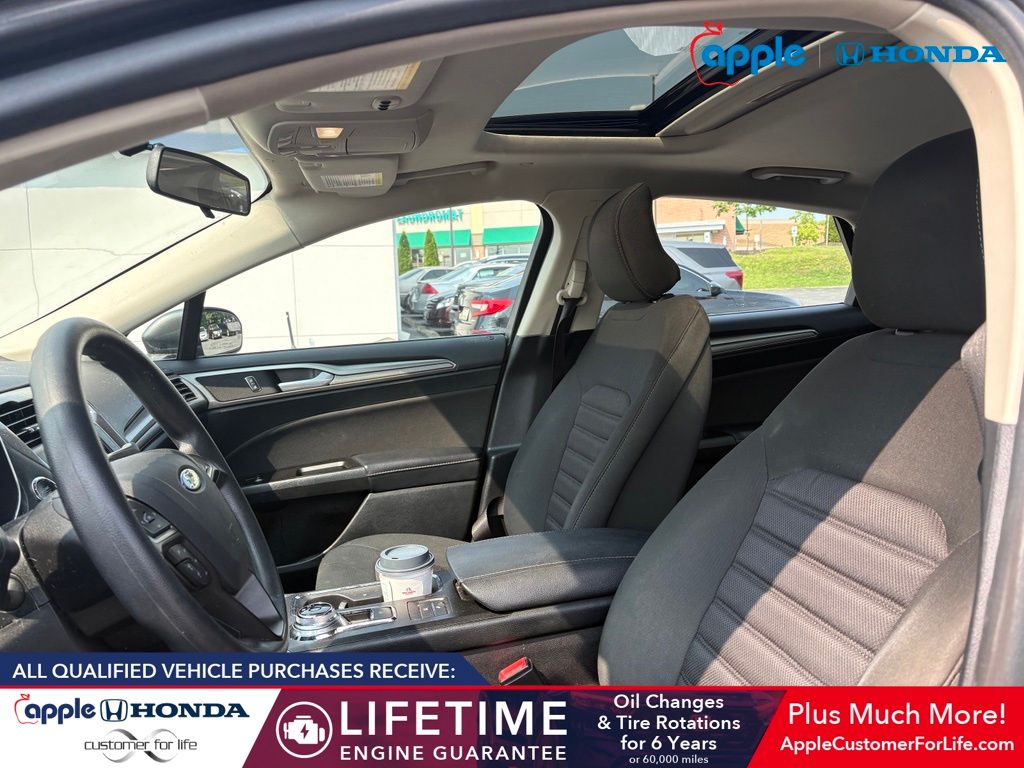 2017 Ford Fusion Hybrid SE