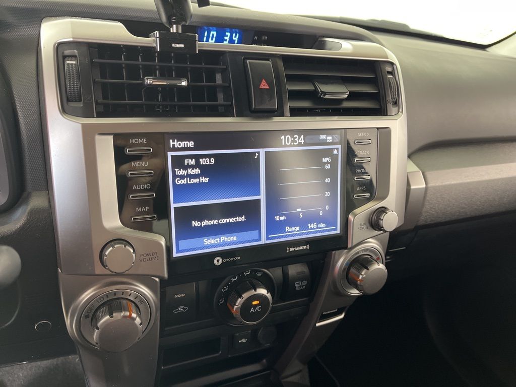 Thumbnail: 2020 Toyota 4Runner - 29