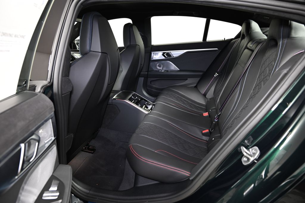 Thumbnail: 2026 BMW 8 Series - 23