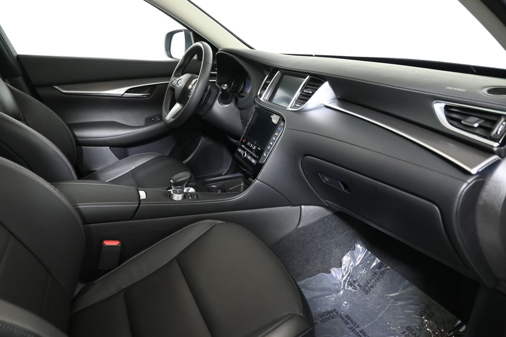 Thumbnail: 2022 INFINITI QX50 - 26