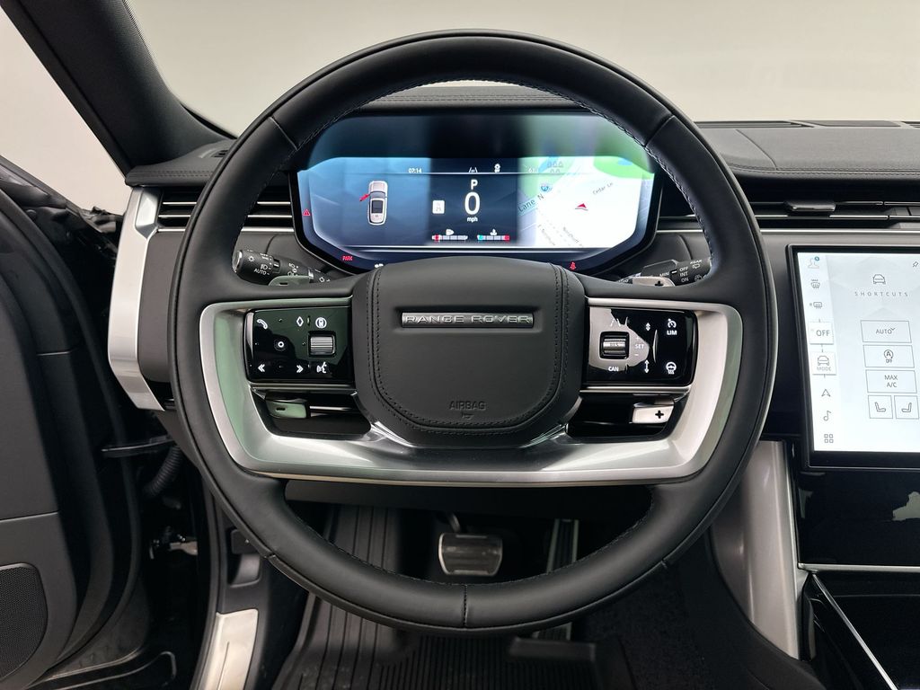 Thumbnail: 2026 Land Rover Range Rover - 14