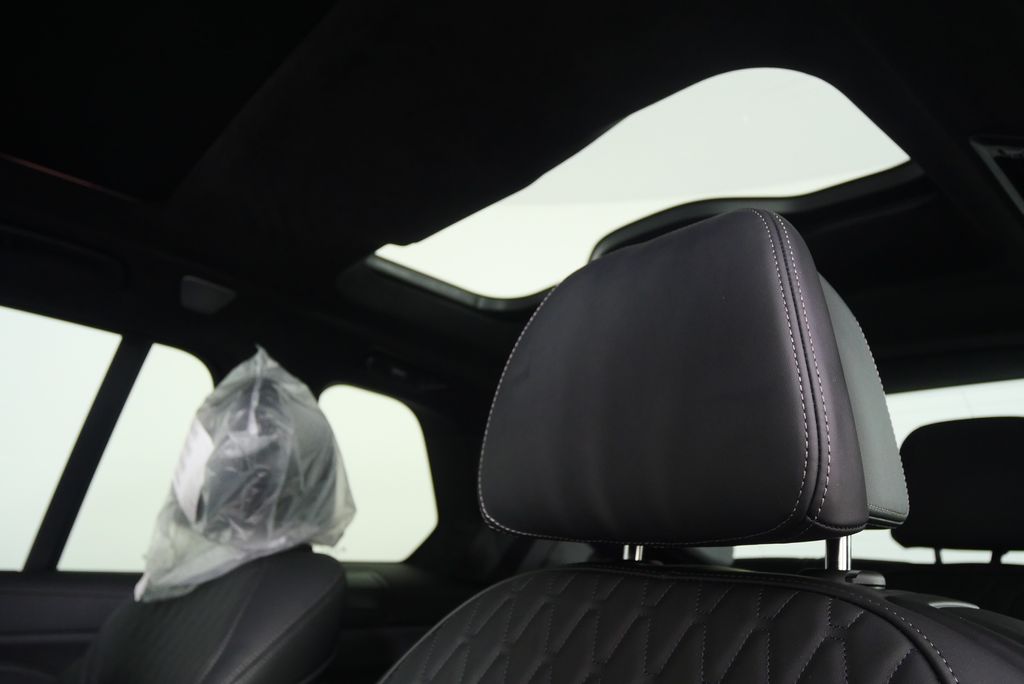 2026 BMW X7 Alpina XB7 20