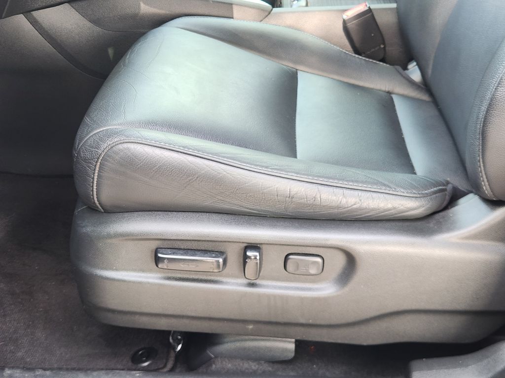 2017 Honda Pilot Touring Gray at Community Honda