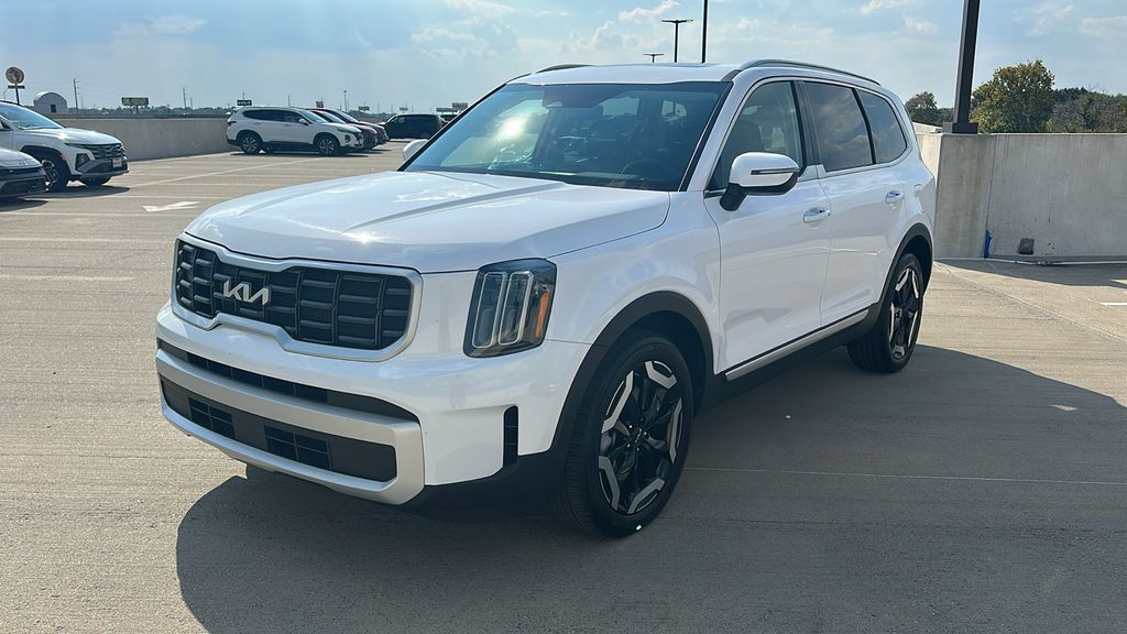 2025 Kia Telluride S White at Joe Myers Mazda Kia
