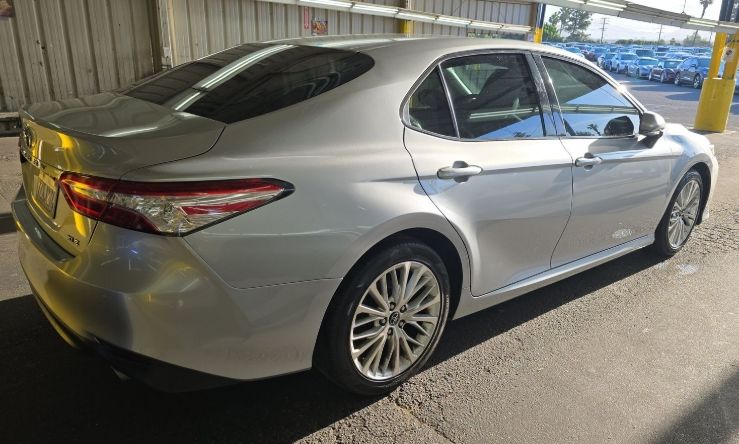 Used 2018 Toyota Camry XLE 4D Sedan