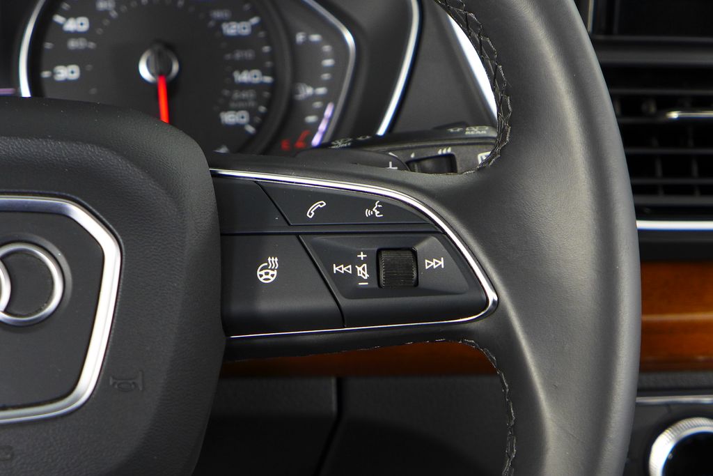 Thumbnail: 2023 Audi Q5 - 29