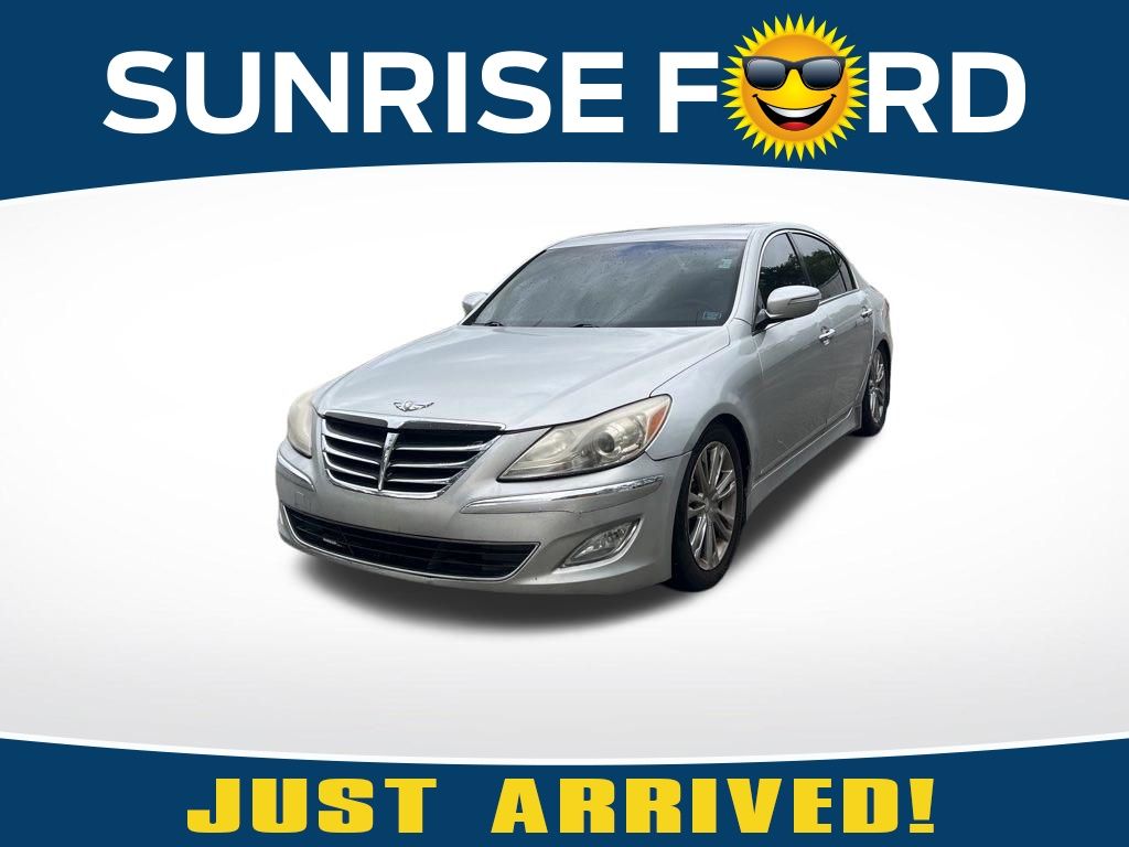 2013 Hyundai Genesis 3.8 RWD