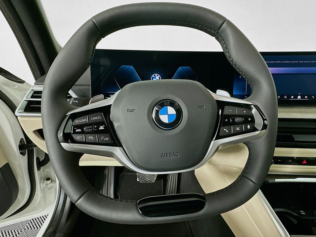 2025 BMW 3 Series 330i 10