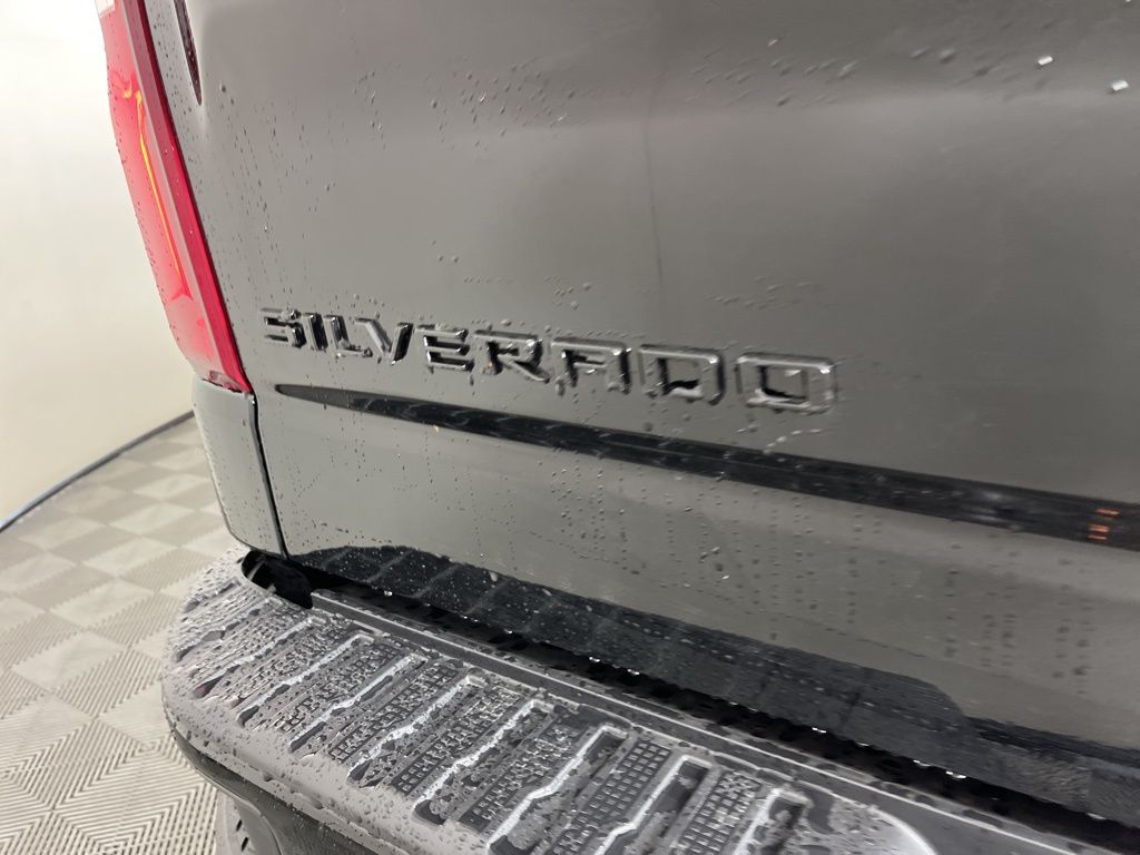 2025 Chevrolet Silverado 1500  11