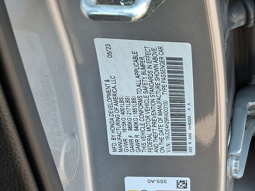 Thumbnail: 2024 Acura Integra - 27