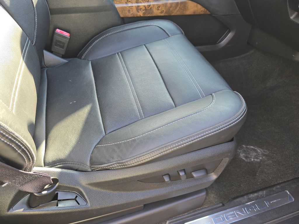 2015 Gmc Yukon XL Denali photo 23