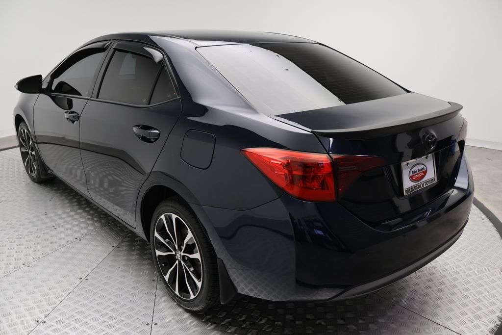 Thumbnail: 2018 Toyota Corolla - 11
