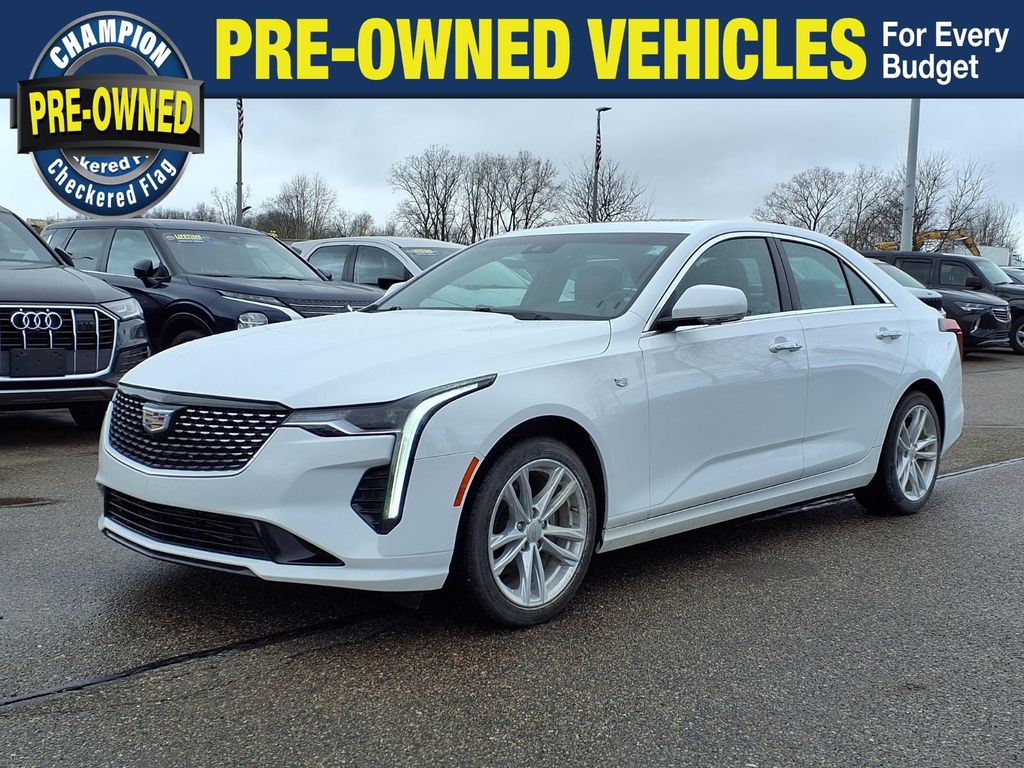 2022 Cadillac CT4 Luxury AWD