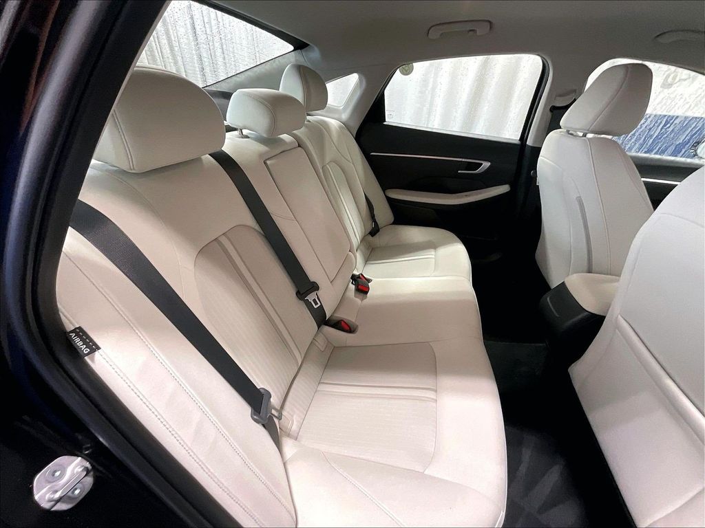 2025 Hyundai Sonata — photo 16