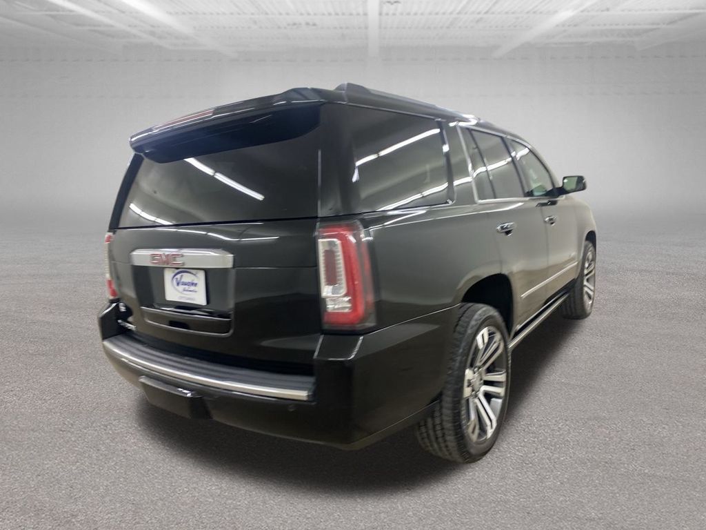 2018 GMC Yukon Denali photo